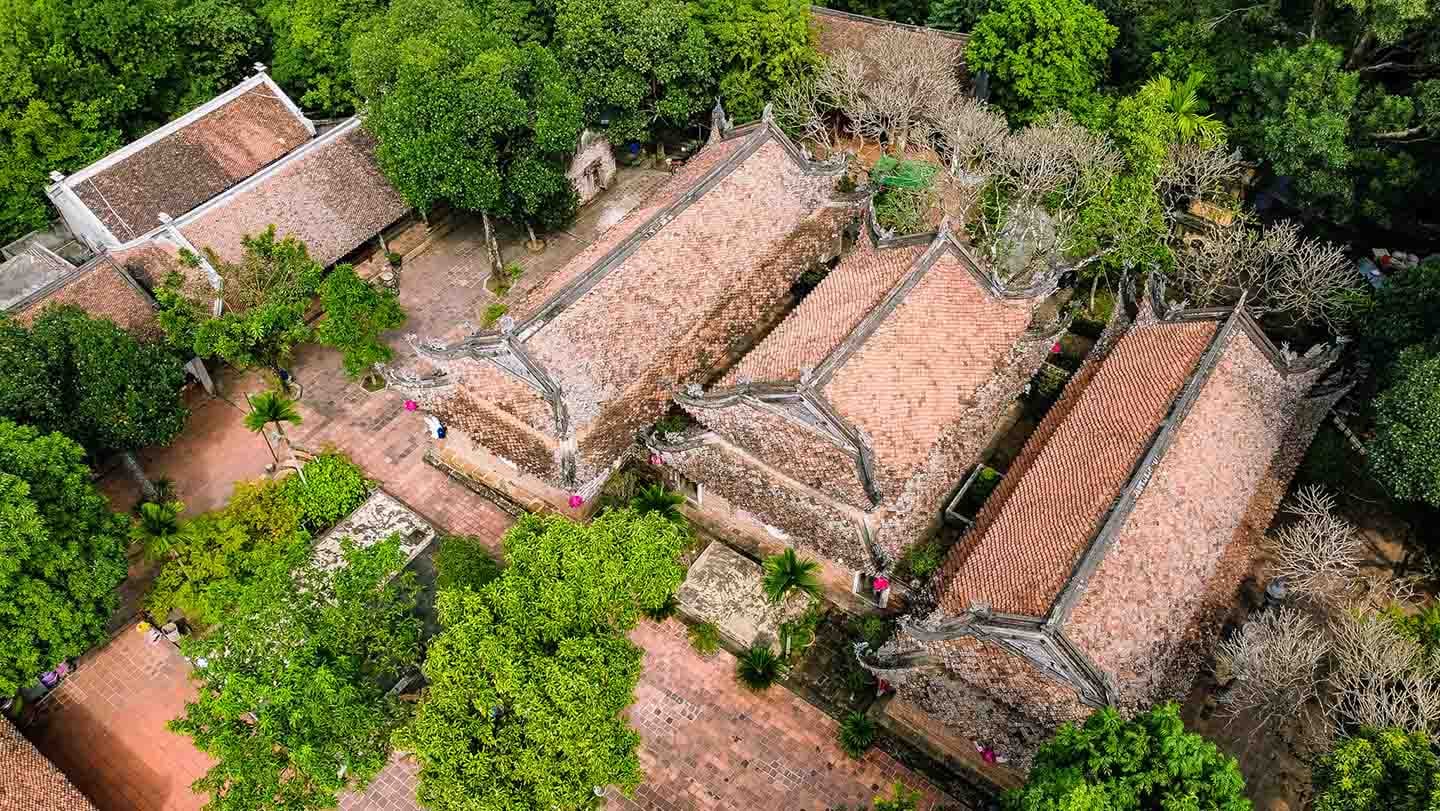 Chùa Tây Phương gồm ba chùa Thượng, Trung, Hạ